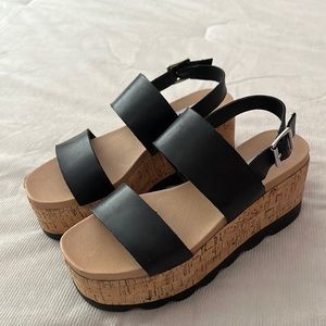 Steve Madden platform sandals